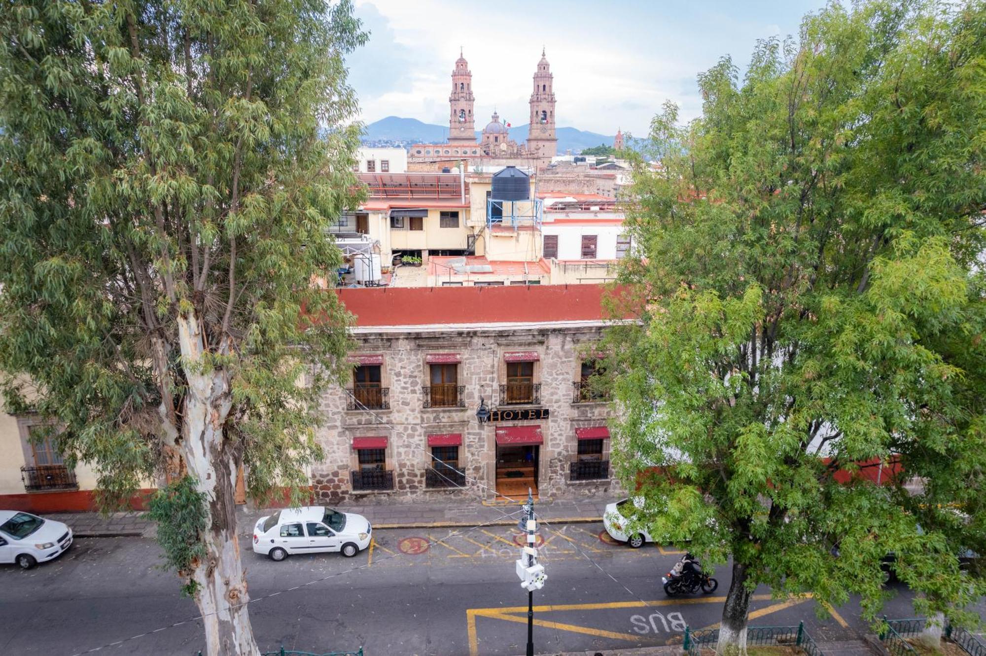 Hotel El Carmen, Morelia Dış mekan fotoğraf